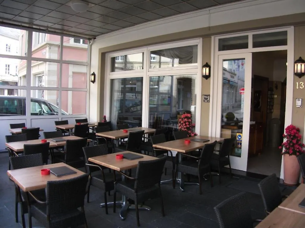 Le Petit Poete Hotel Echternach Luksemburg