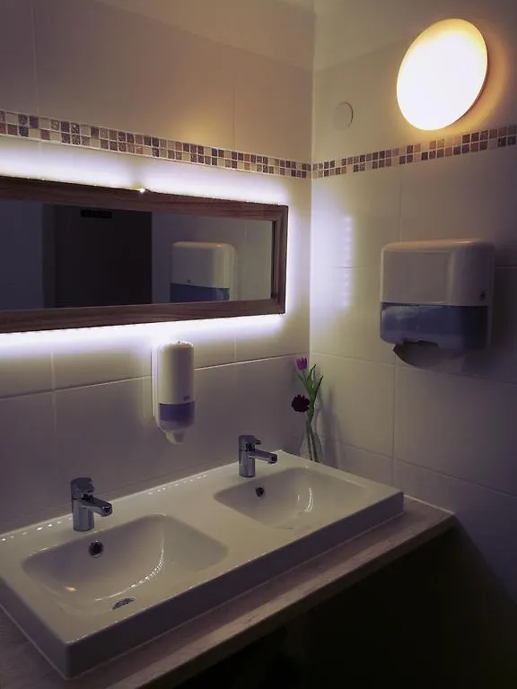 Le Petit Poete Hotel Echternach