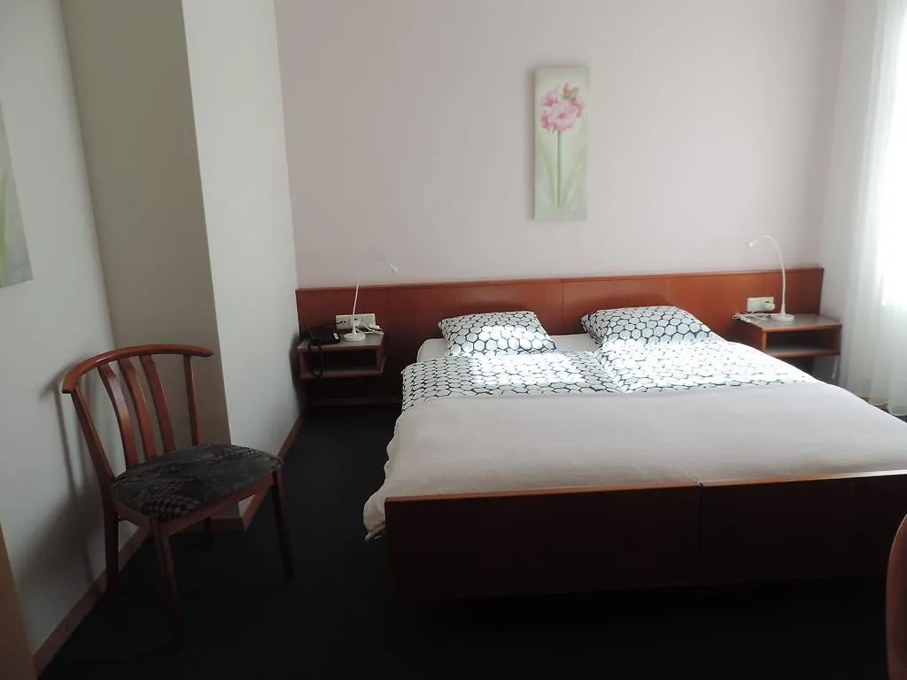**  Le Petit Poete Hotel Echternach Luksemburg